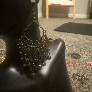 Elegant Black Chandelier Earrings and 5 more pairs 9